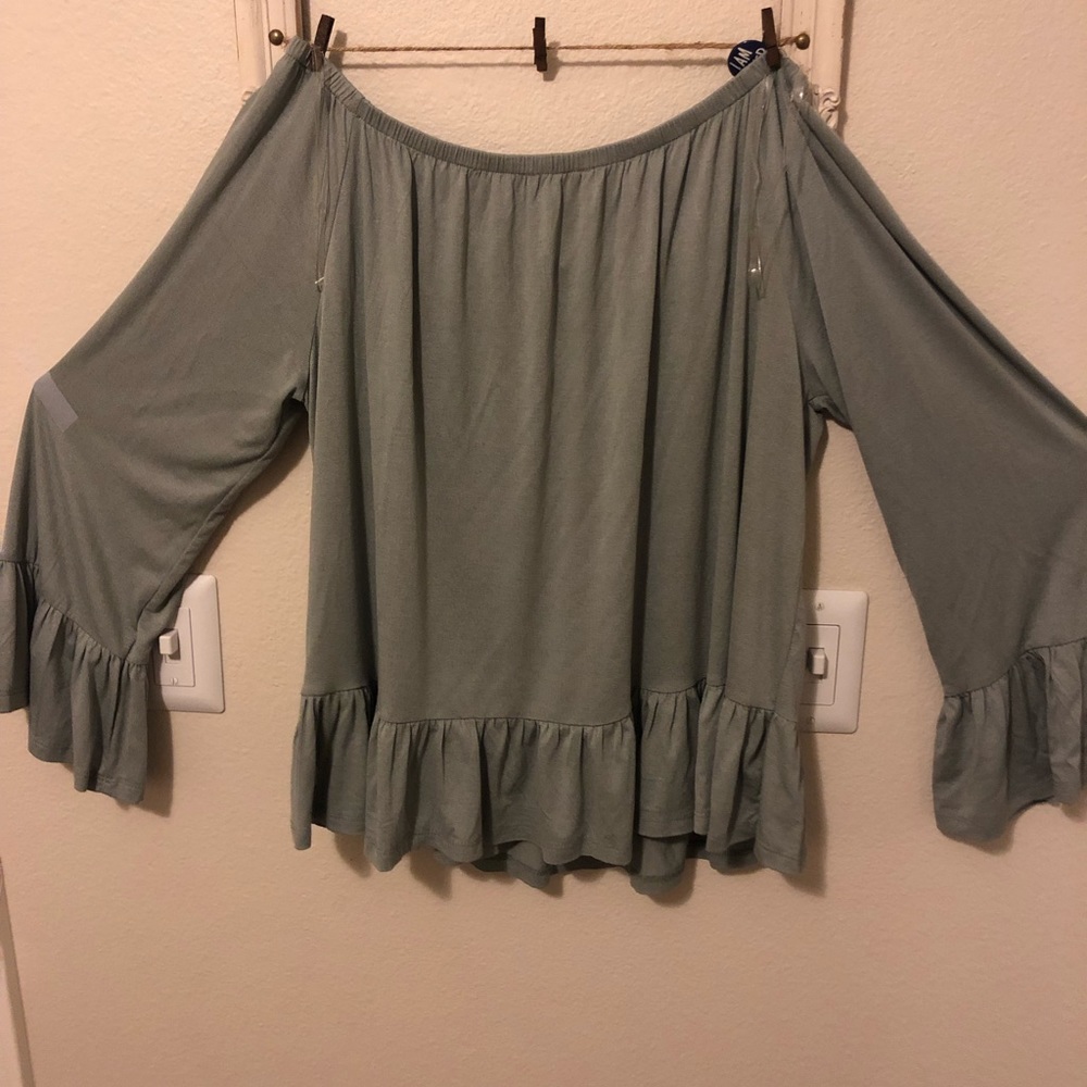 Long sleeve top Across the chest. never worn new.